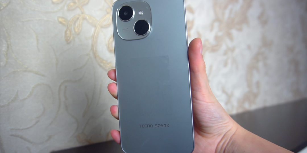Это лучший смартфон за 8500 руб, в котором есть все необходимое - Tecno Spark 40C