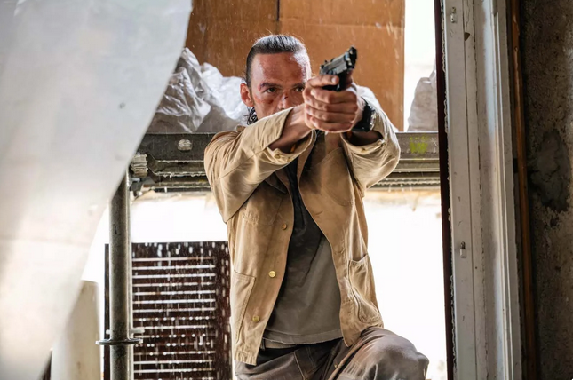 Листайте кадры.