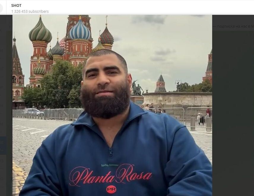    Арсен Маркарян записывает то самое видеообращение. Скриншот: телеграм-канал SHOT.