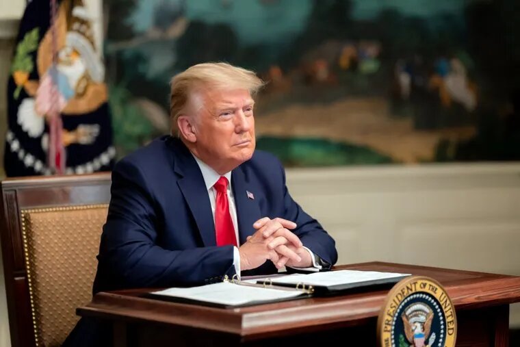 Трамп рассказал, что общался с Путиным по телефону еще несколько раз после его визита на Аляску. Фото: Official White House Photo / Shealah Craighead