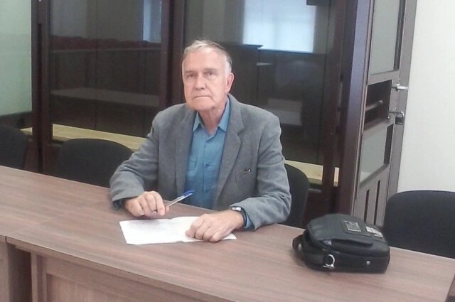    Химик Сергей Сохранный в зале суда, откуда велась трансляция. Фото: Из личного архивa/ Сергей Сохранный