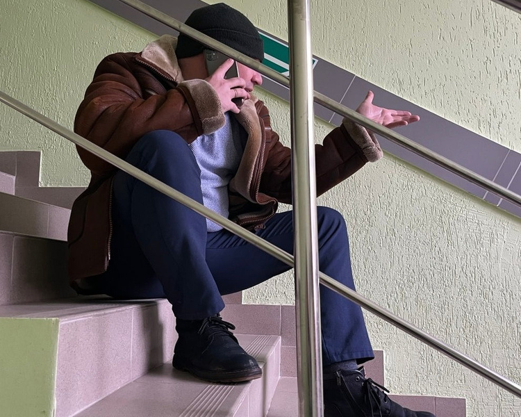     Житель Курской области потерял более миллиона рублей из-за звонка о «заказном письме»