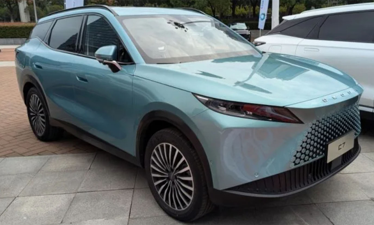 Выглядит как концепт. А стоит как массовый кроссовер. фото: https://clck.ru/3Ns2br