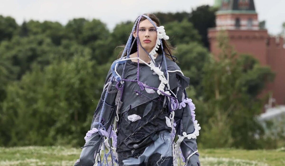     Студенты школы SERGEY SYSOEV представят свои коллекции на Московской неделе моды