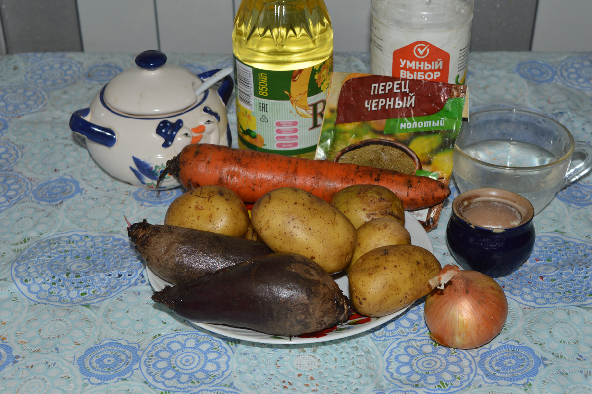 Горячий винегрет. Шаг 1. Фото: канал Три рецепта.