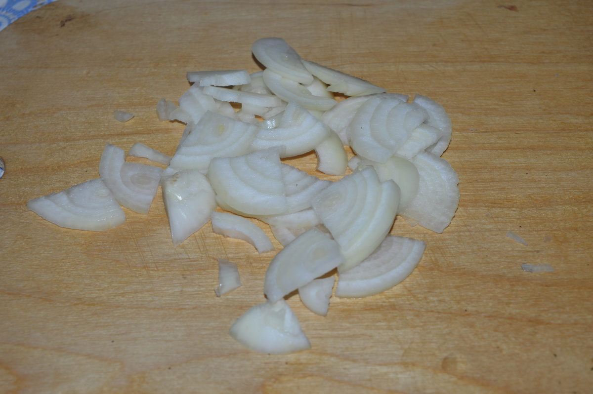 Горячий винегрет. Шаг 2. Фото: канал Три рецепта.