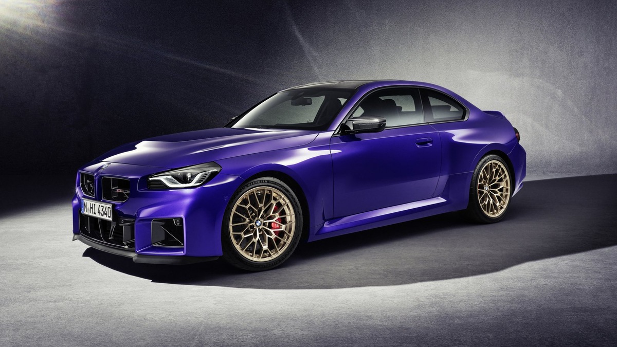    BMW M2 CS