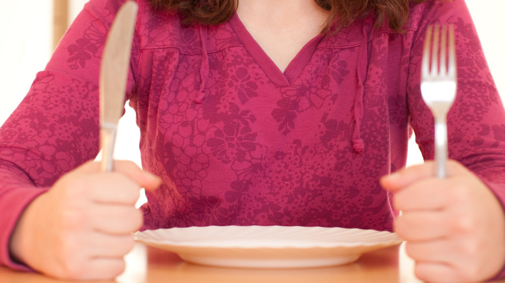    Фальшивые эксперты TikTok: как голодание стало модным трендом