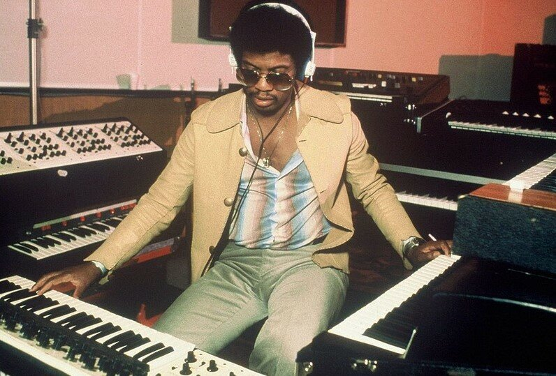 Эх, жаль, что руки всего две...