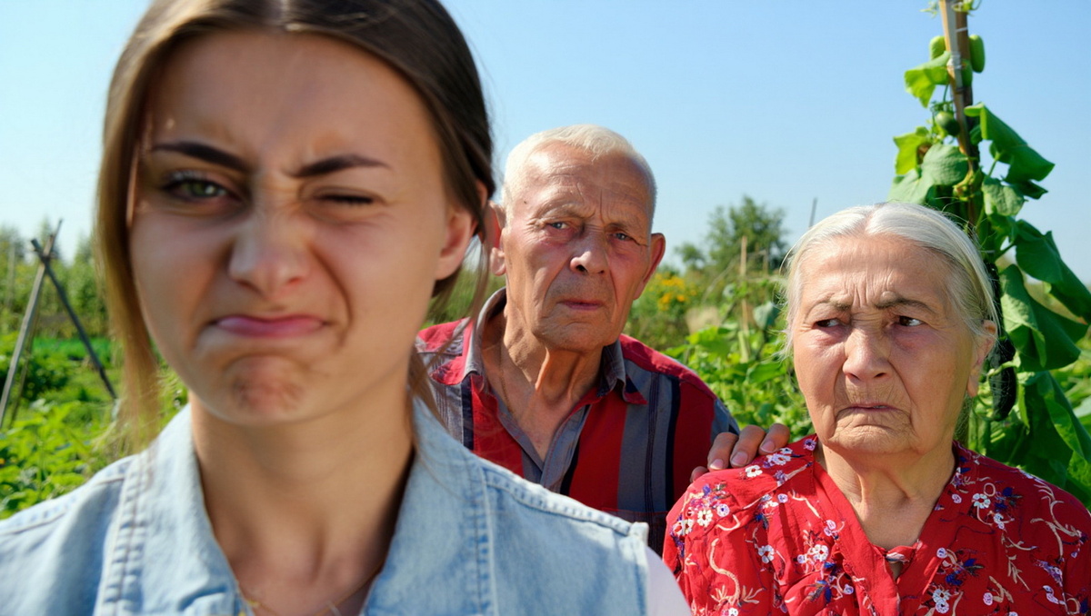 Дети решили через отговорки избежать дачных встреч