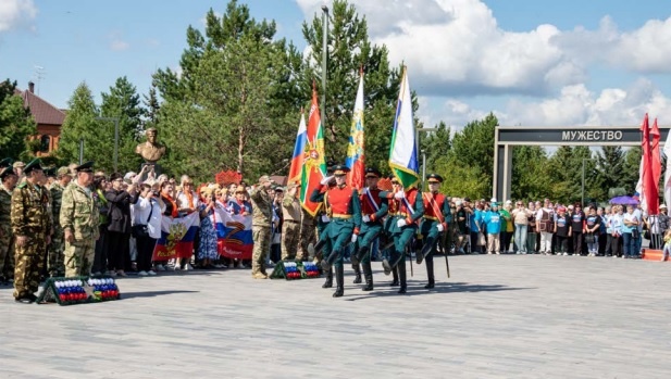 Фото с сайта Общественной палаты Тюменской области