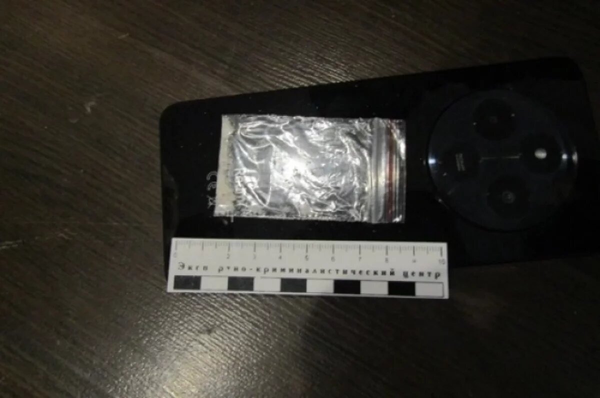    В Сыктывкаре задержали влюблённую пару, занимавшуюся сбытом наркотиков