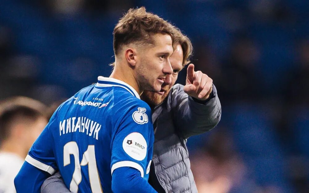 Антон Миранчук и Валерий Карпин. Фото ФК Динамо 