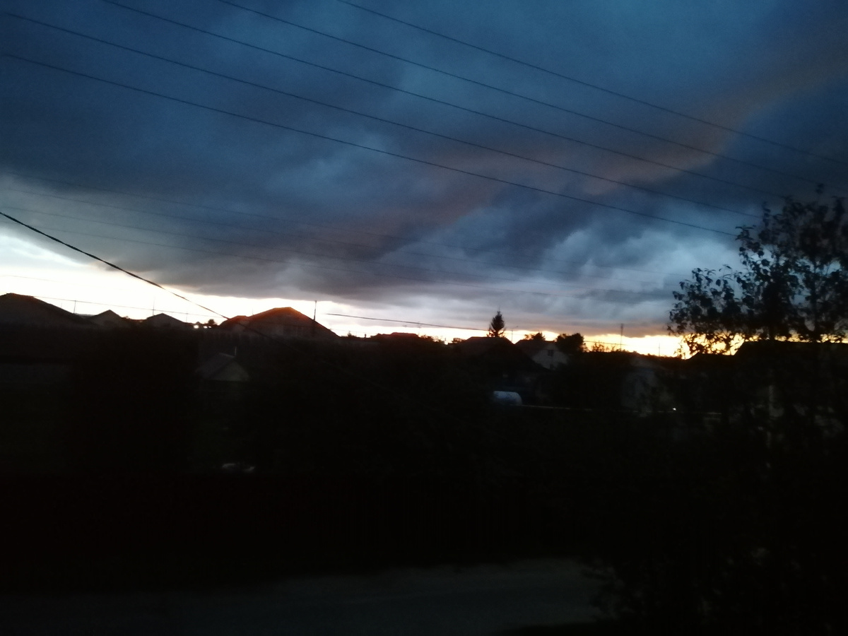 Вид со второго этажа вчера