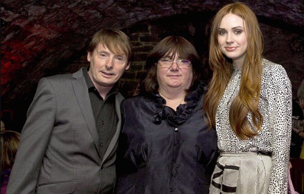 Карен с родителями