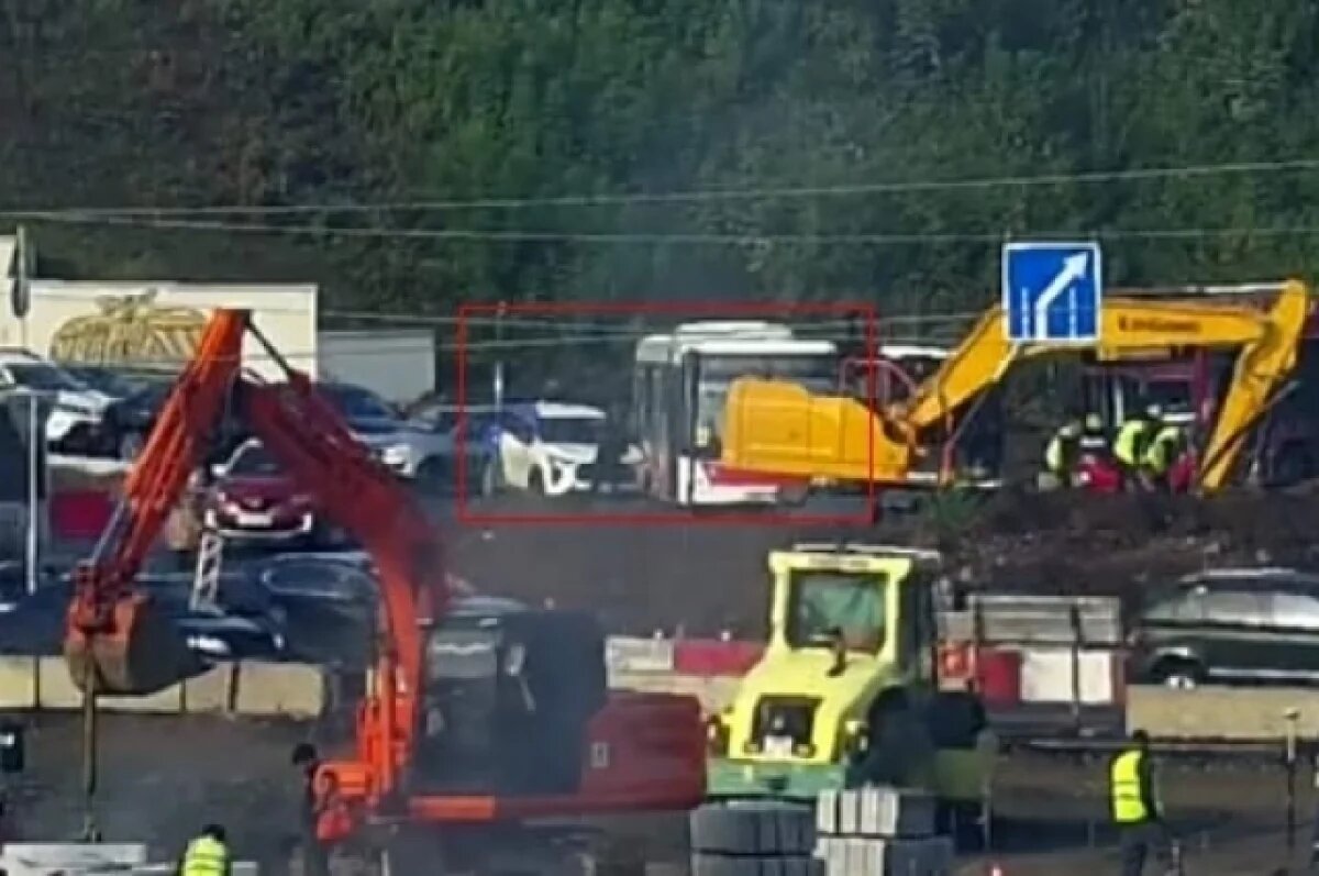    Власти объяснили причину жуткой пробки на площади Гайдара в Перми