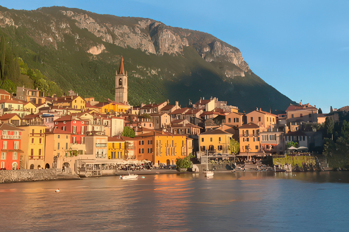 © TRAVEL 24 PRO | Озеро Комо, г. Варенна, Италия