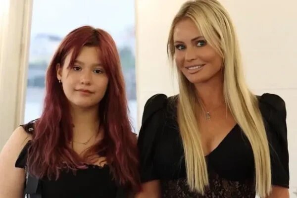    Дана Борисова с дочерью. Фото: Страсти