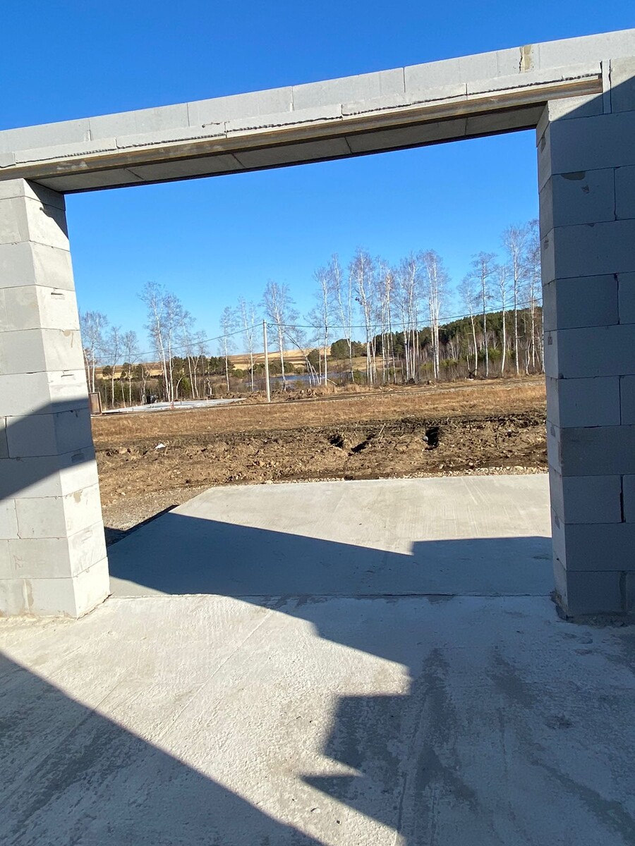 Вид из окна на будущую террасу 