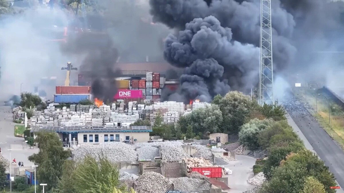    Кадр видео канала NEWS5/www.youtube.com/watch?v=Ds4hlVSGBNE