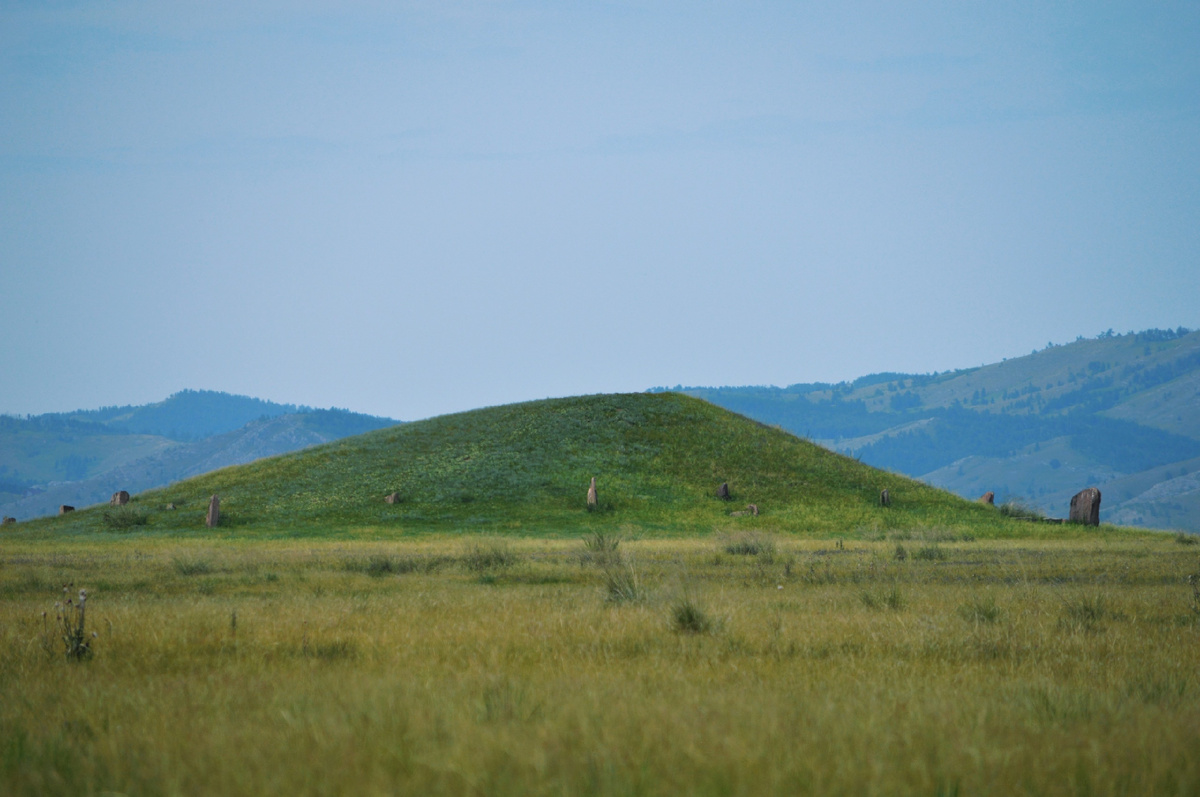 Один из курагнов Салбыкской степи