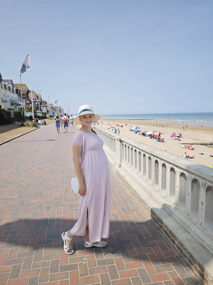 Россиянка и бэби-россиянин(ка)