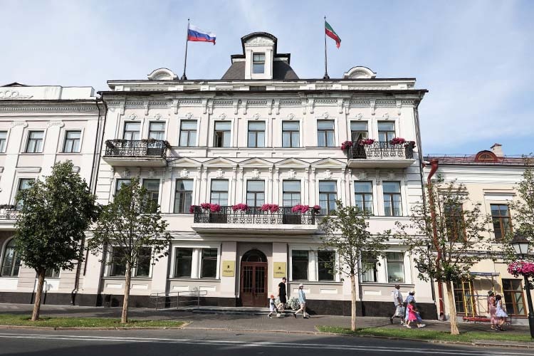    Уже в четверг, 28 августа, с балкона городской мэрии будет литься музыка и поэзия.   
Фото: «БИЗНЕС Online»