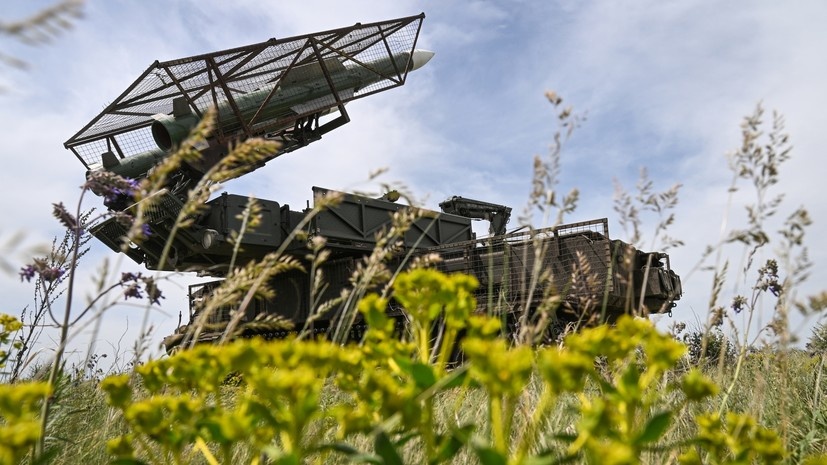     Боевое дежурство ЗРК «Бук-М2» РИА Новости Станислав Красильников