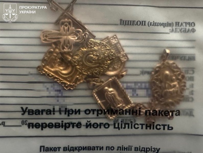    Срезала кольца плоскогубцами: медсестра морга в Харьковской области обворовывала трупы солдат ВСУ