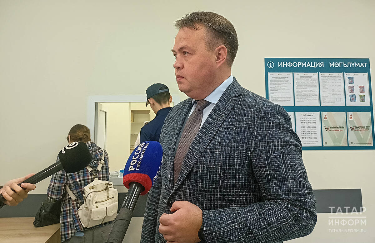 Альмир Абашев отметил, что обеспечение семей молочной продукцией – это наследие еще советского здравоохраненияФото: © Роман Баданов / «Татар-информ»