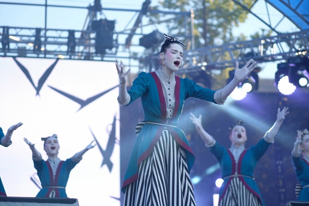    Споканки зажигали в столице Коми-Пермяцкого округа. Фото: Марина Дмитриева, предоставлено пресс-службой проектного офиса 100-летия Коми-Пермяцкого округа