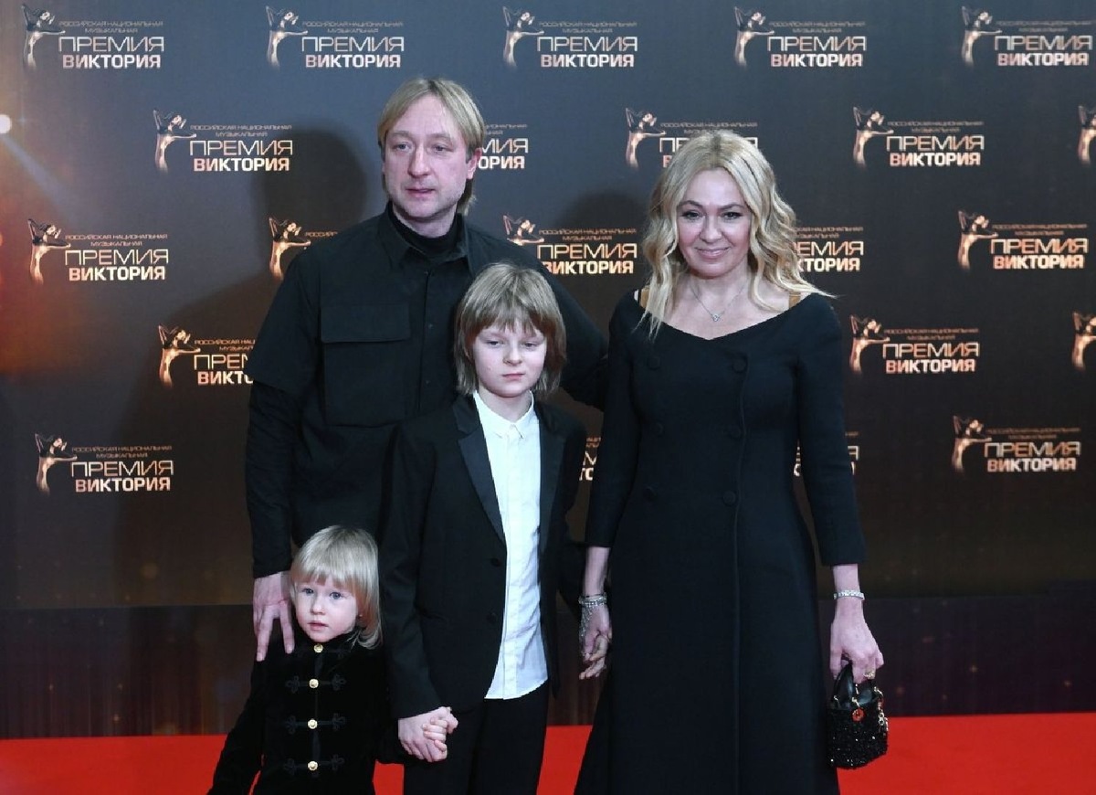    Евгений Плющенко и Яна Рудковская (Фото: РИА Новости/Кирилл Каллиников)