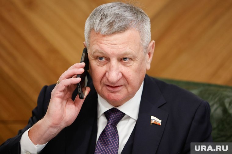  Сенатор Муратов раскрыл планы визита легендарного спортсмена Карелина и его друзей в Курган  📷
