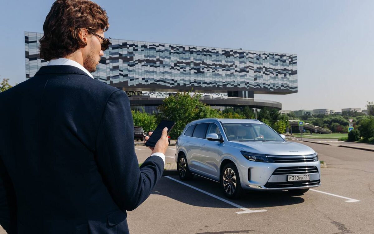    Заработал первый онлайн-дилер AITO SERES Фото – AITO SERES