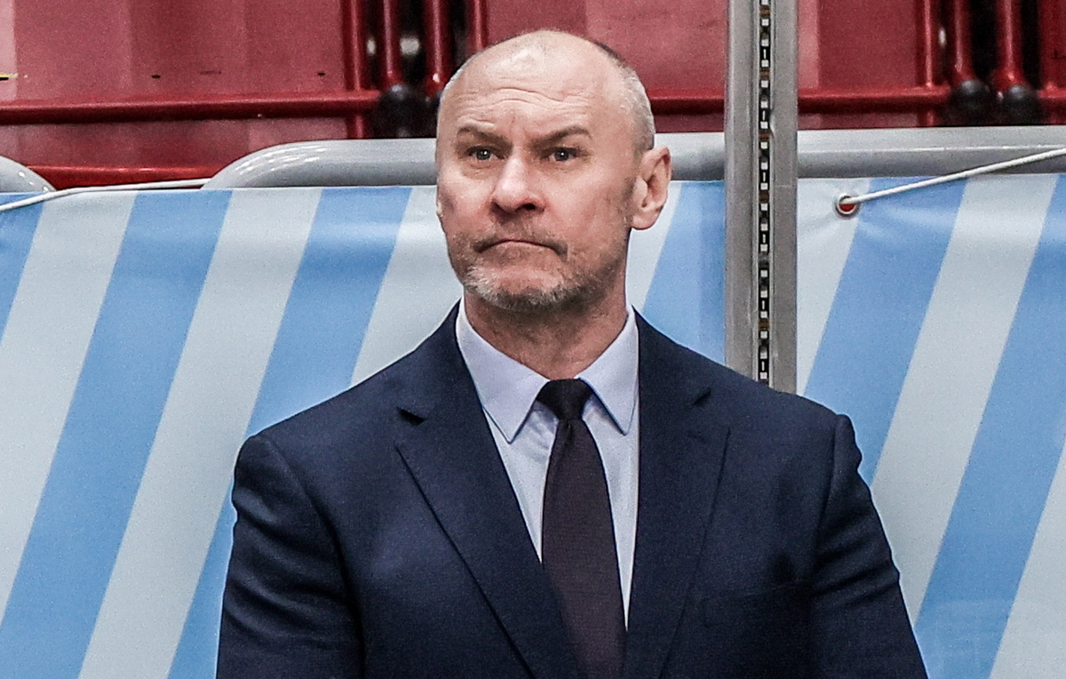    Главный тренер сборной России Валерий Давлетшин  Донат Сорокин/ТАСС