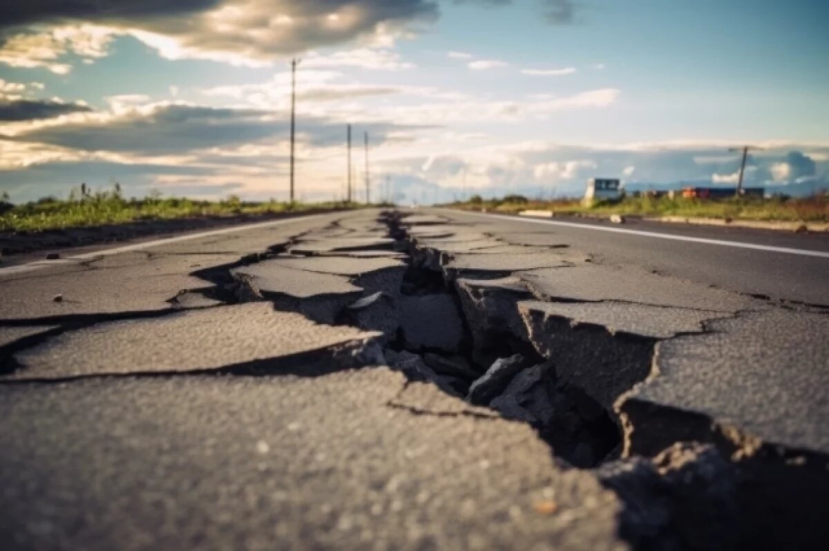    Омскому министерству грозит уголовное дело из-за разбитой дороги