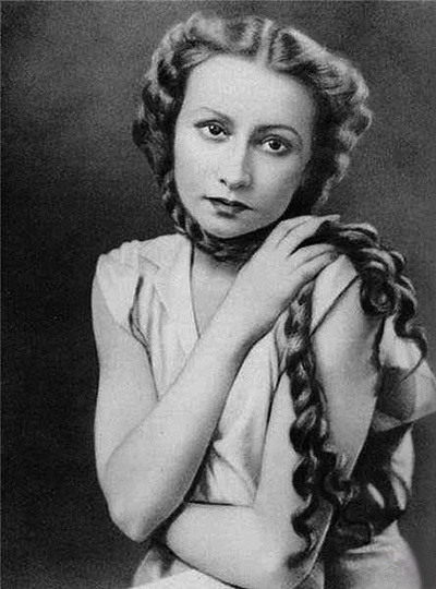 Портрет балерины Галины Улановой, начало творческого пути