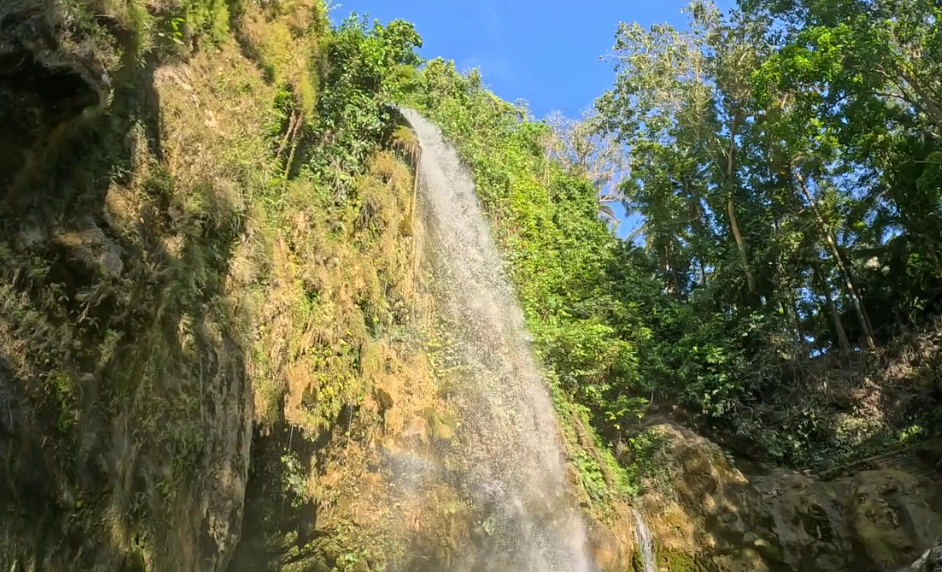 водопад Инамбакан