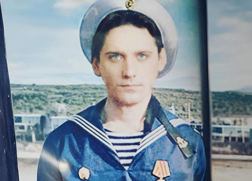 Юрий в молодости