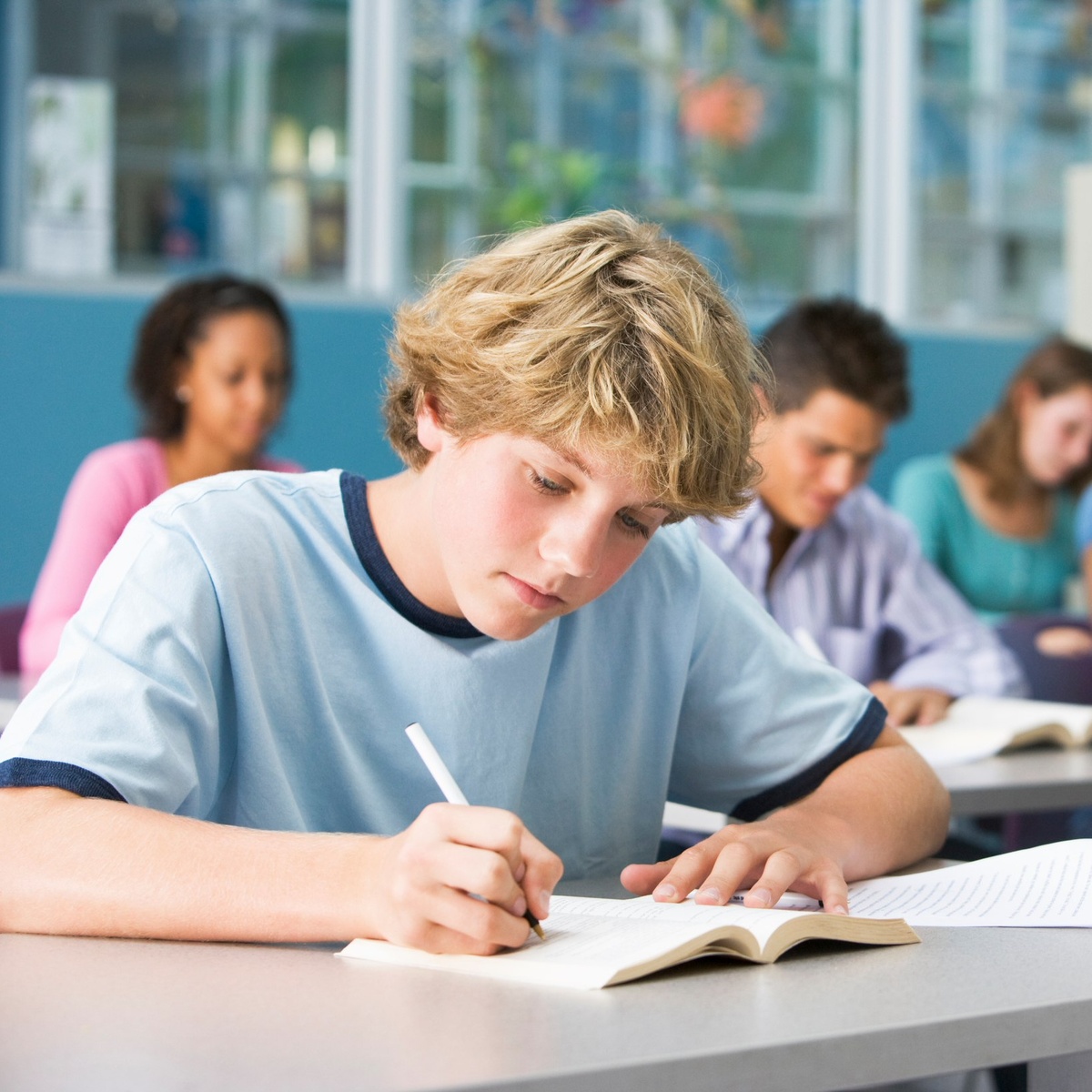 Картинка с сайта: https://wishescards.ru/podgotovka/bolee/