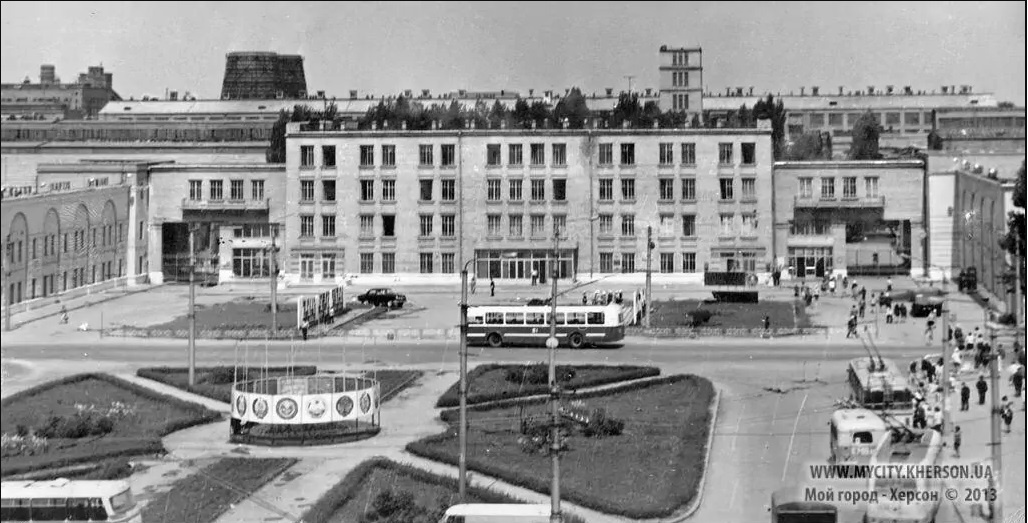 ХБК Херсон. Источник: transphoto