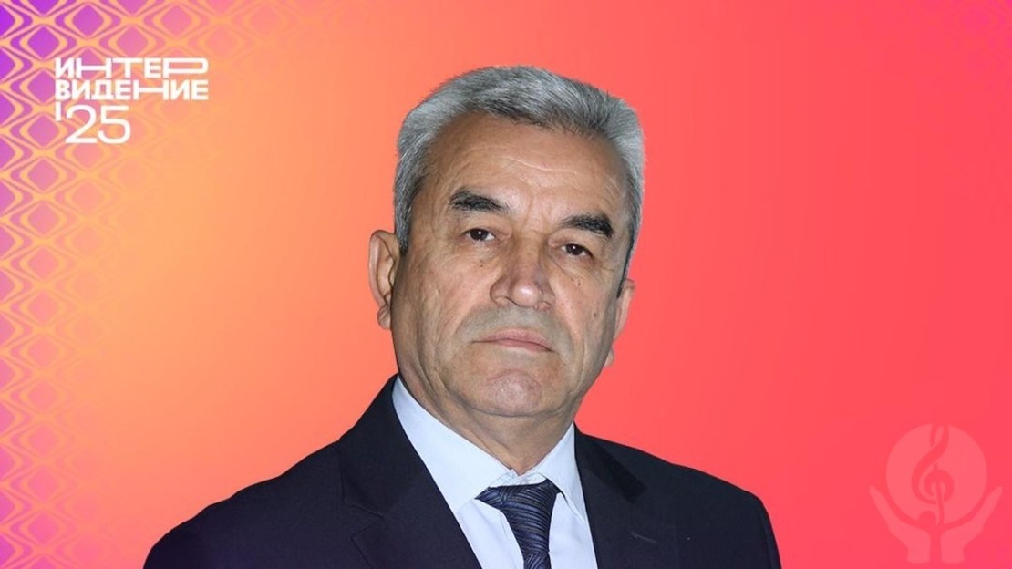    Амирбек Мусоев, фото: официальный Telegram-канал Международного музыкального конкурса «Интервидение’25»