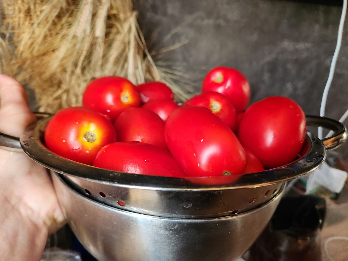 С "дамских пальчиков" надо снимать кожу