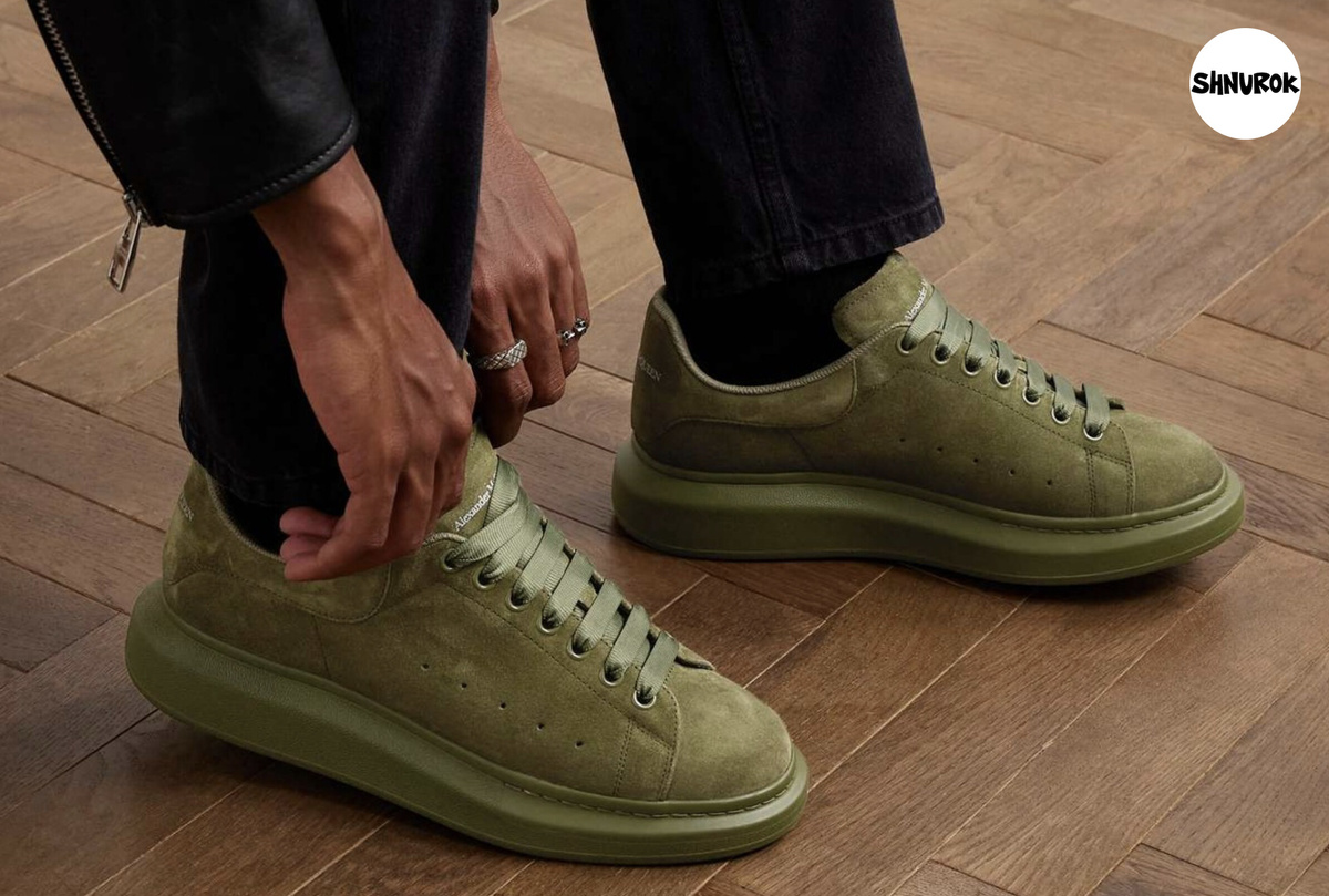 McQueen Oversized доступны в ряде исполнений