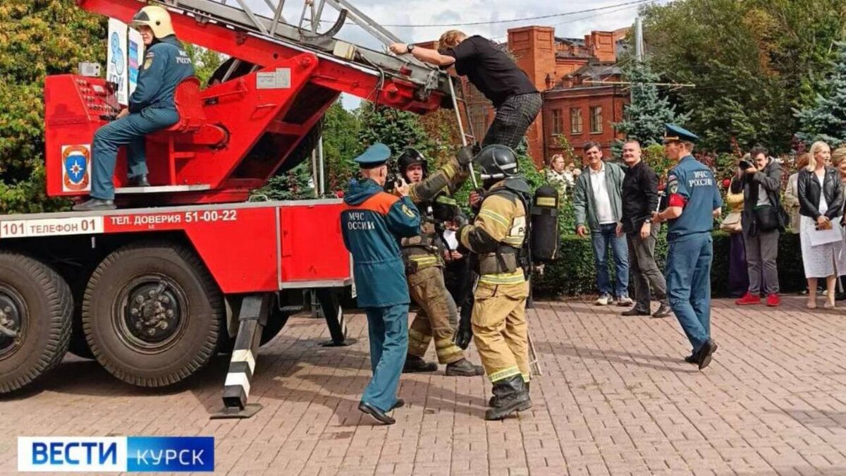    В здании Курского медуниверситета прошли пожарные учения