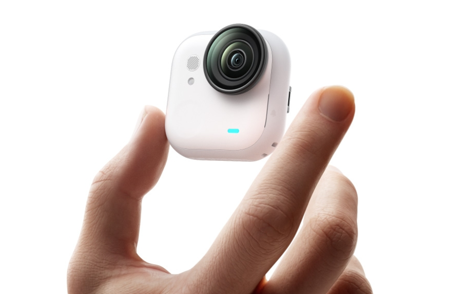    insta360.com