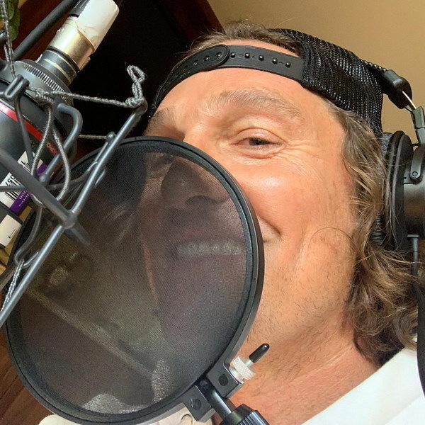     Коул Хаузер и Мэттью Макконахи снимутся в новом сериале Ника Пиццолатто