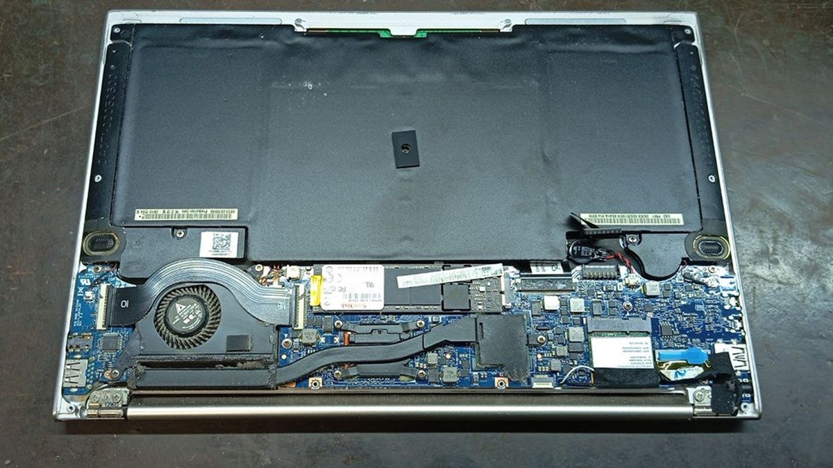 Десять лет - не срок, хотя кому как, кому как...