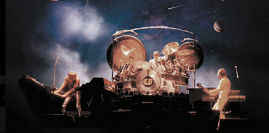 Группа на концерте 