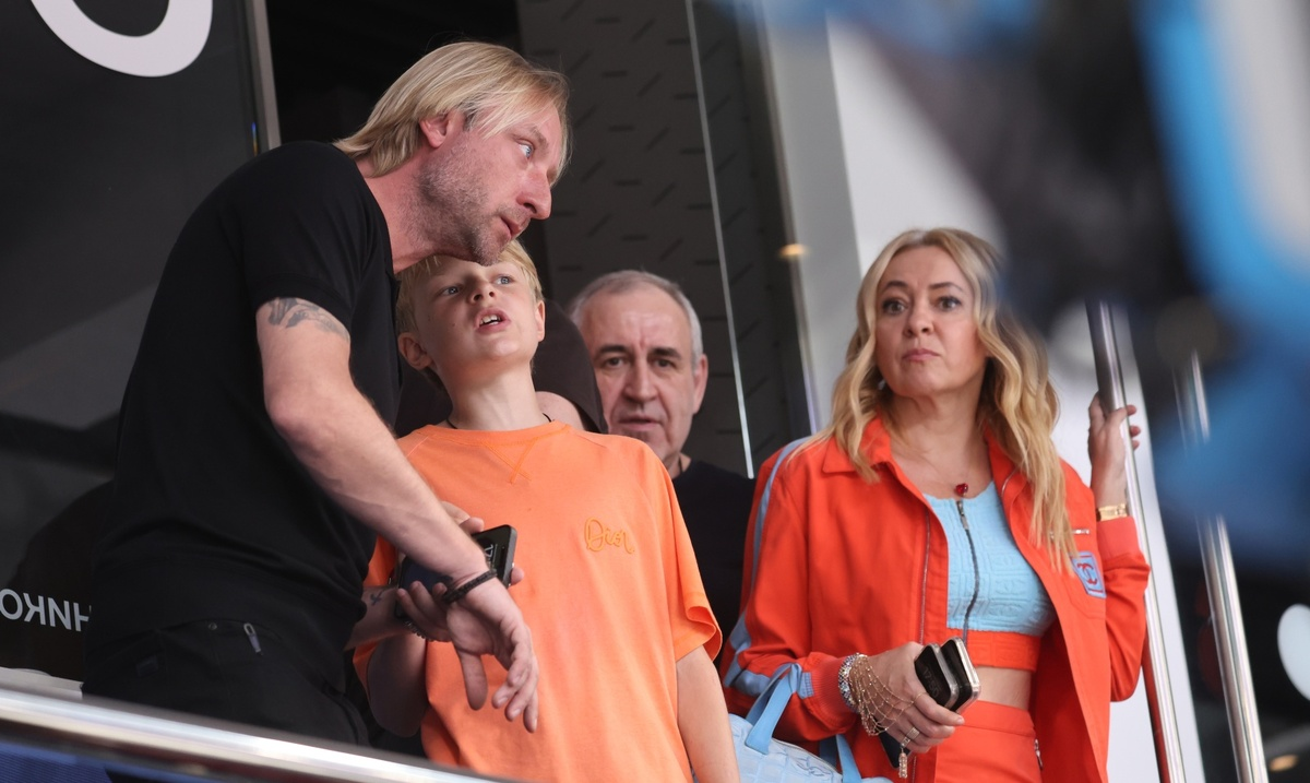 Семья Плющенко